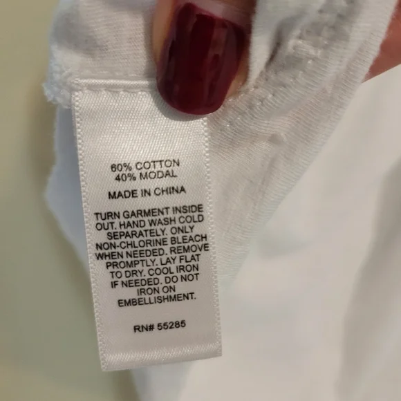 Express Women Racerback White Band of Lovers Tank top size Small - Picture 6 of 6